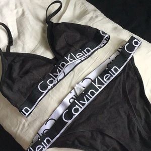 Calvin Klein set